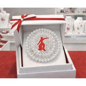 Delta Sigma Theta Brooch Design with Rhinestone and Pearls